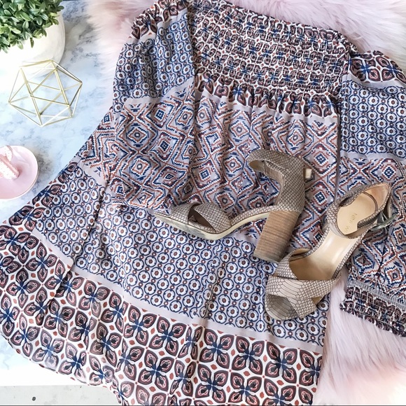 Paper Crane Dresses & Skirts - NWT Ethereal by Paper Crane Printed Dress Sz M